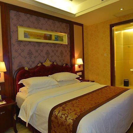 Vienna International Hotel Shanghai Pudong New District Caolu Esterno foto