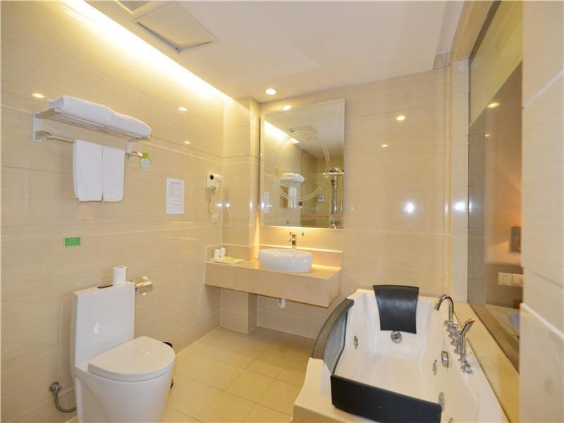 Vienna International Hotel Shanghai Pudong New District Caolu Esterno foto